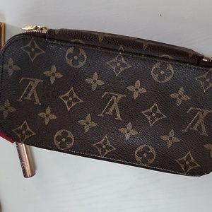 Vintage Louis Vuitton trousse blush Gm